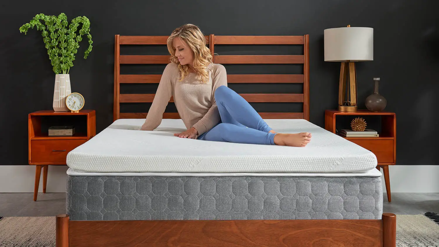 18 Best Mattress Toppers for Back Pain and Hip Pain First ...
