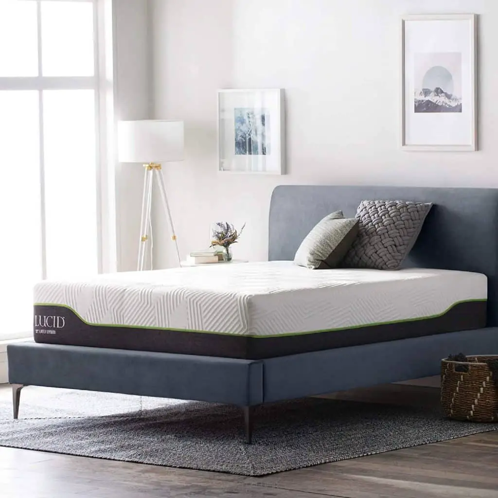 5 Best Mattresses For Hip Pain in 2020