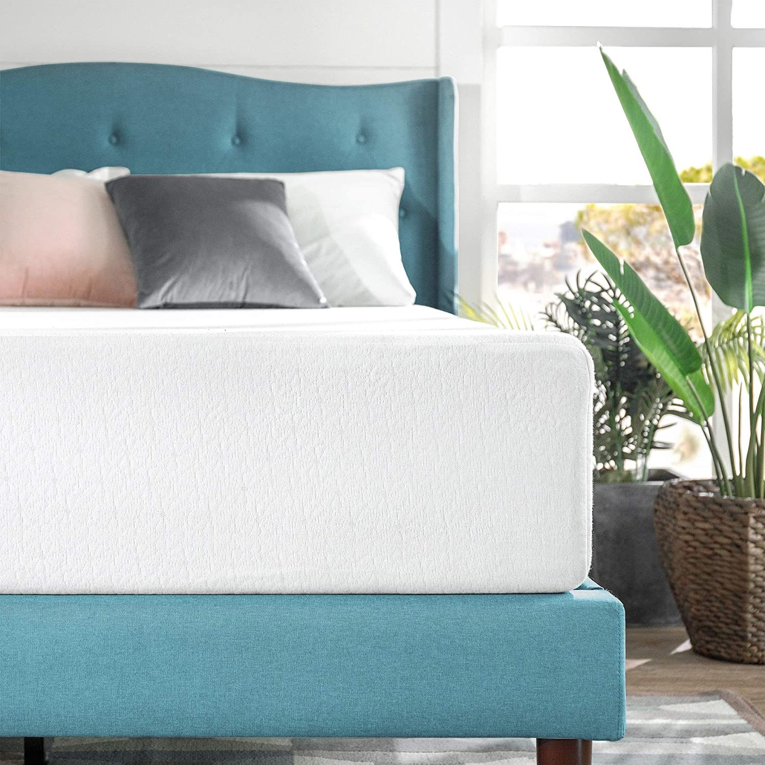 9 Best Mattresses for Back Pain, According to Back Experts