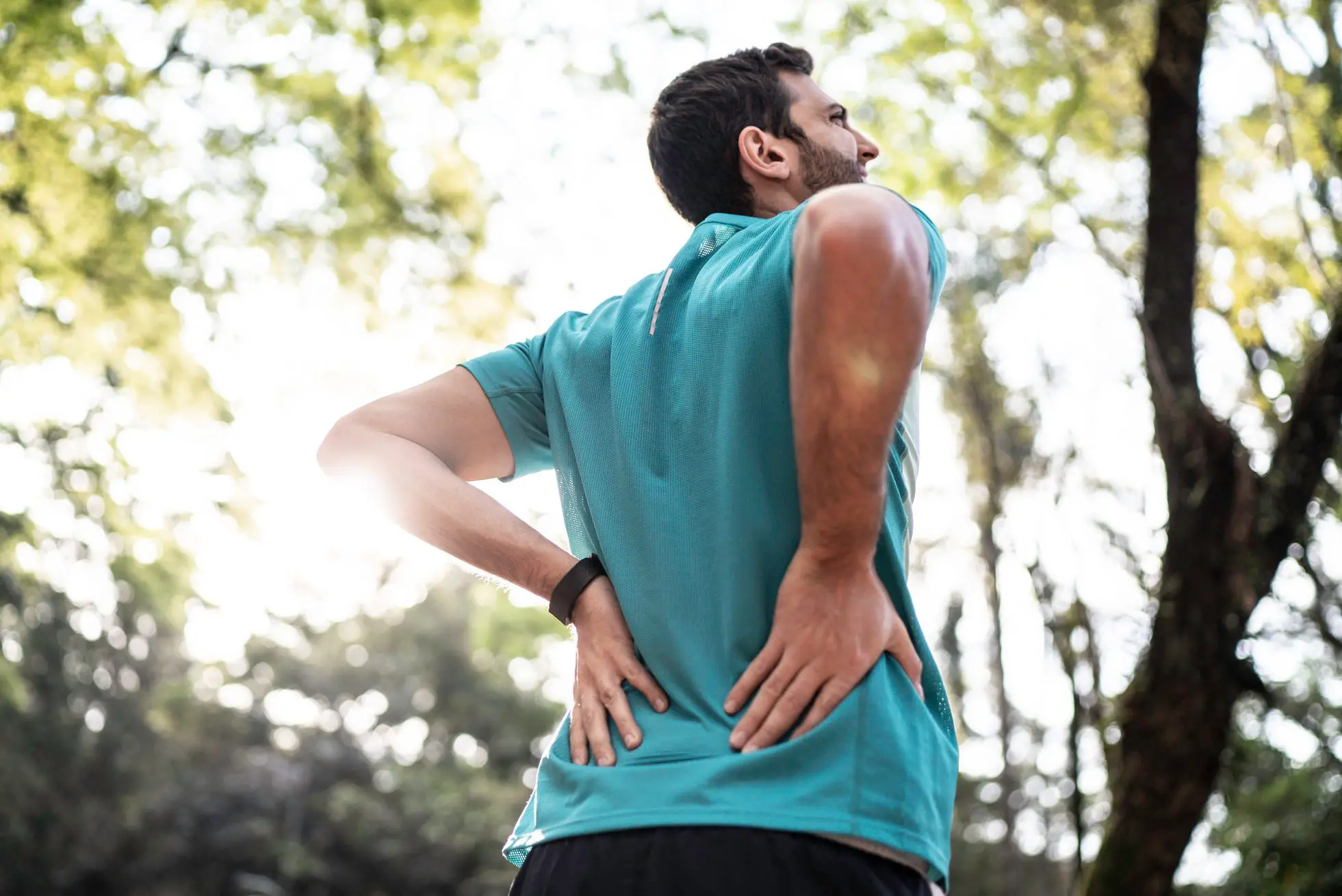 Lower Back Pain When Walking: Causes and Treatments
