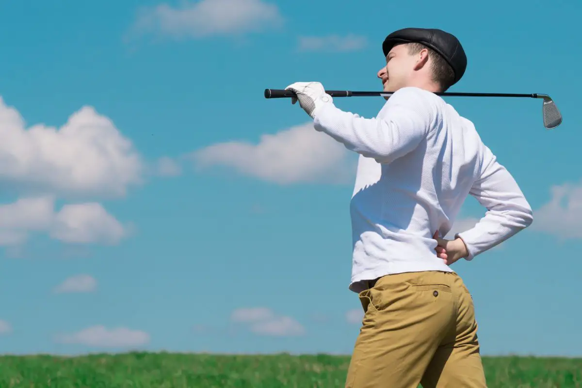Should I Play Golf With Lower Back Pain? Easy Solution