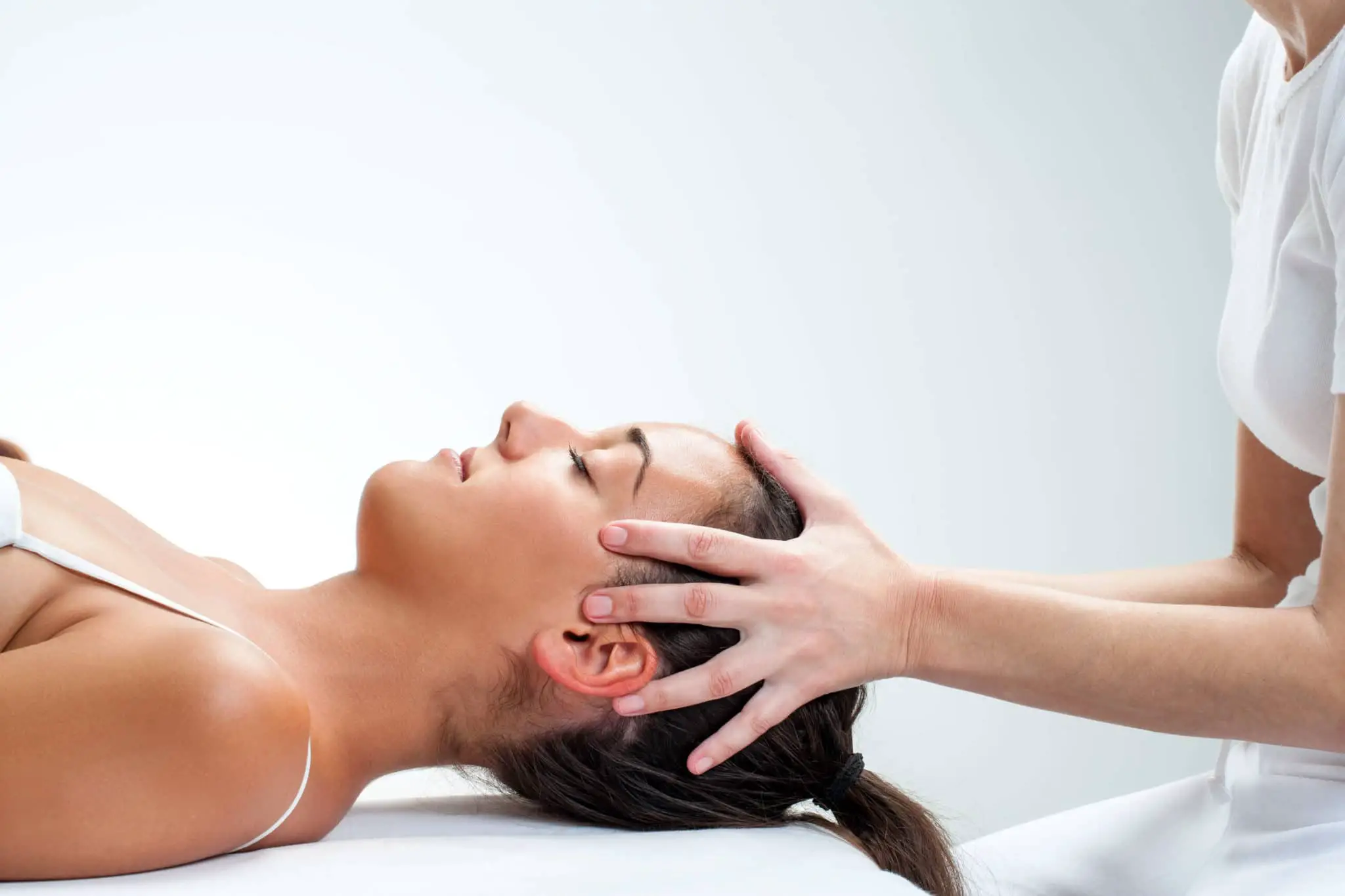 What Can I Expect When I Visit a Chiropractor?