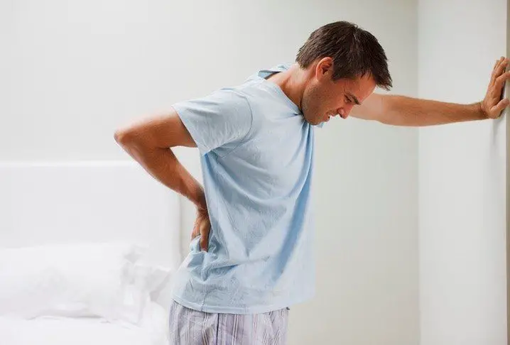 What Should I Do Immediately After Hurting My Back? 6 ...